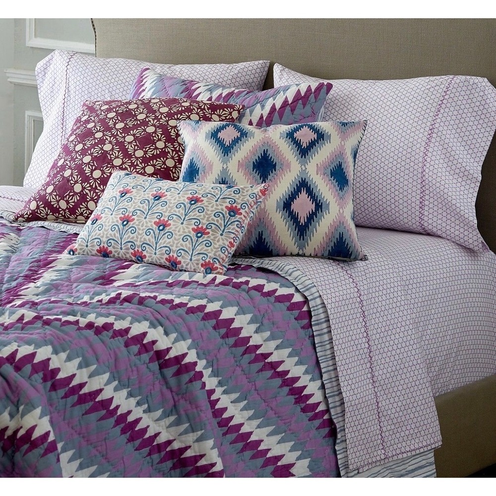John Robshaw Luxury King Quilt Lavender Purple White Chevron Cotton Made India - Picture 15 of 15